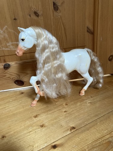 Barbie pferd schimmel blinking - pferd,